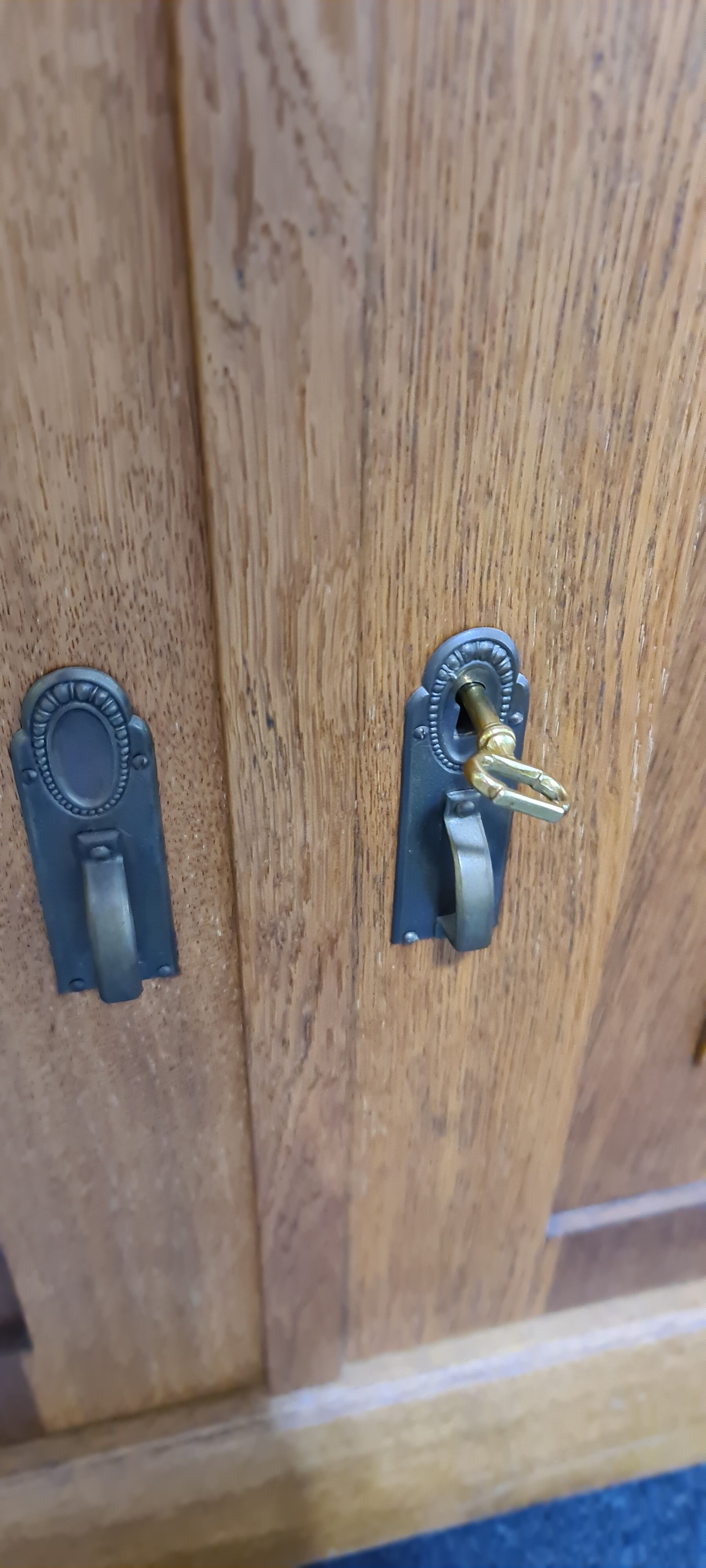 Buffet art déco en chêne vintage