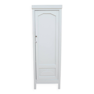 Armoire parisienne