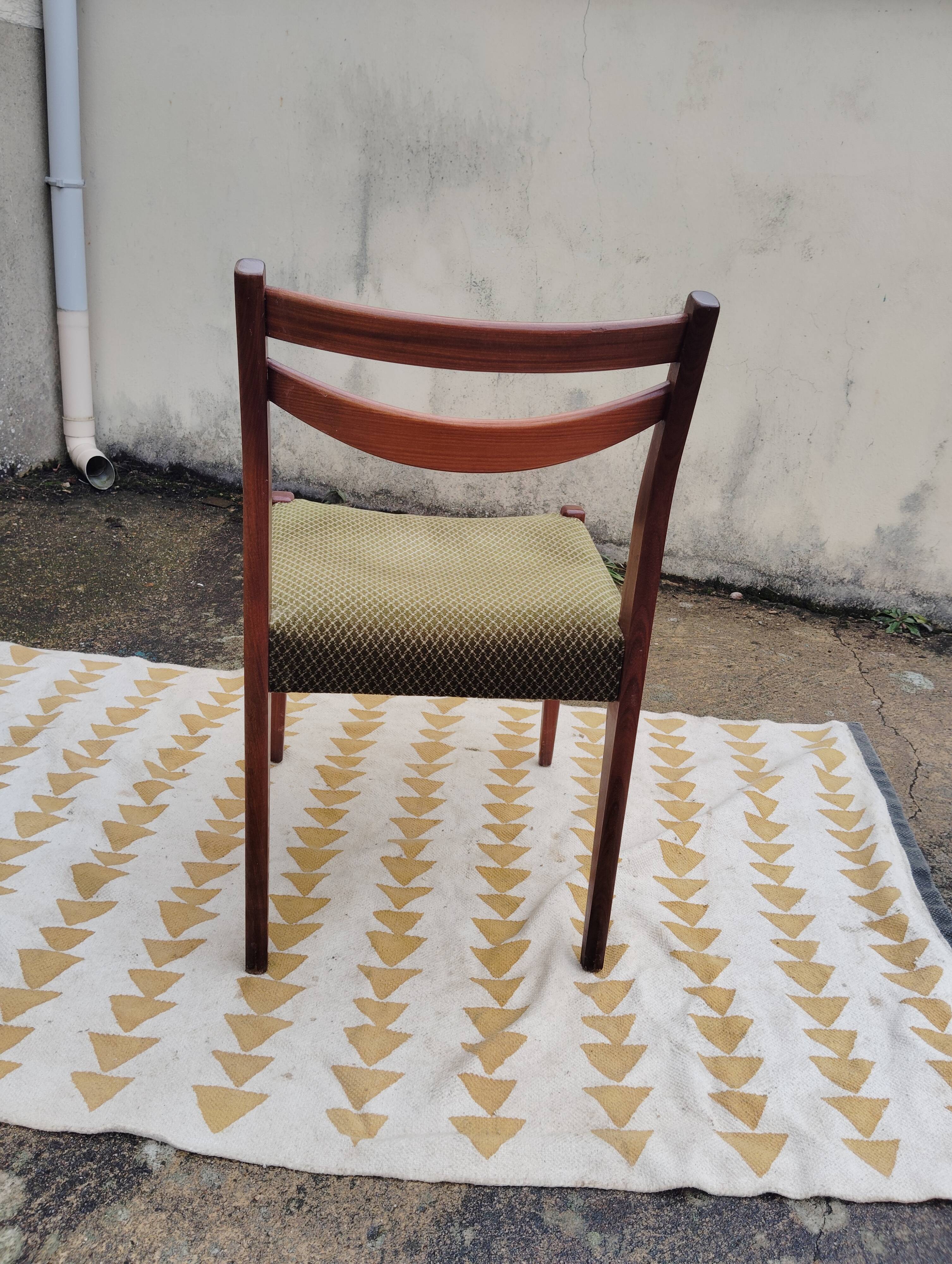 Scandinavian chair in teak and velvet