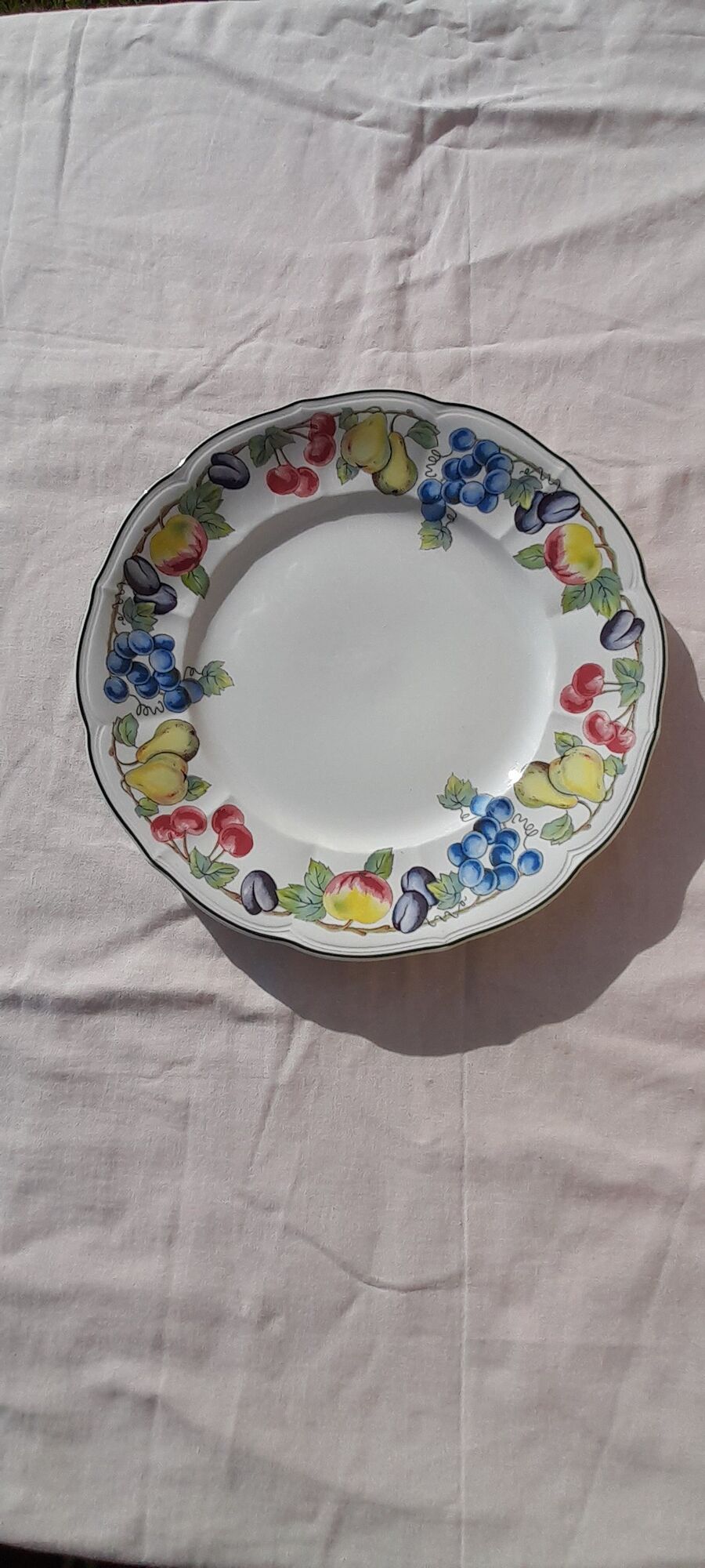 Assiette en vitro porcelaine de Villeroy & Boch modèle Melina diam 26,5 cm