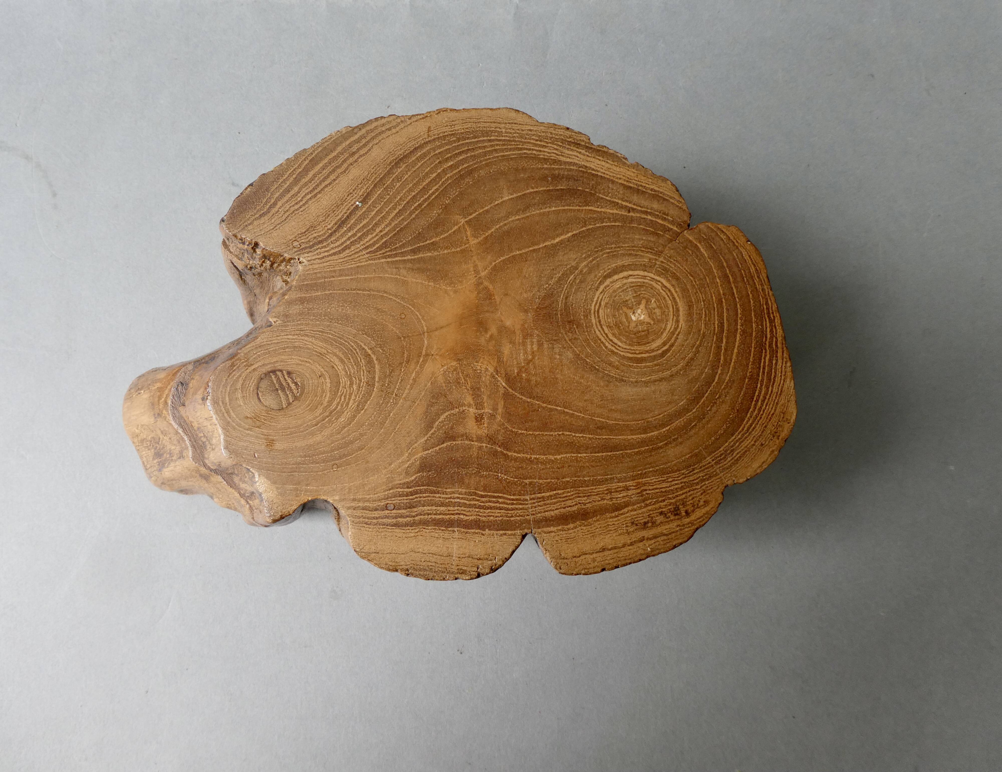 Boite en bois monoxyle, travail artisanal
