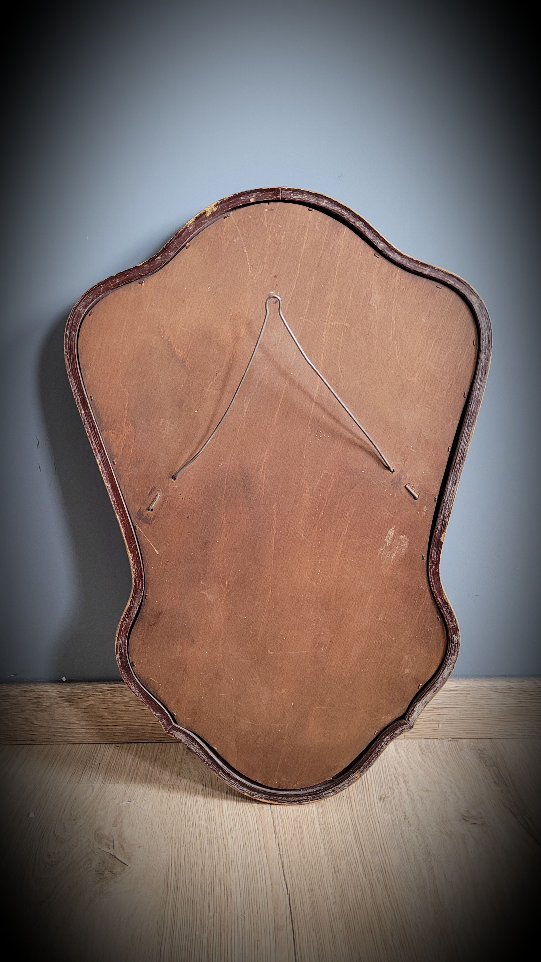 Pear mirror 34x51cm