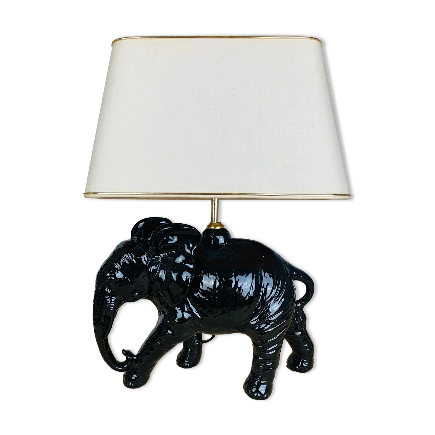 Lampe éléphant céramique noire style jungle