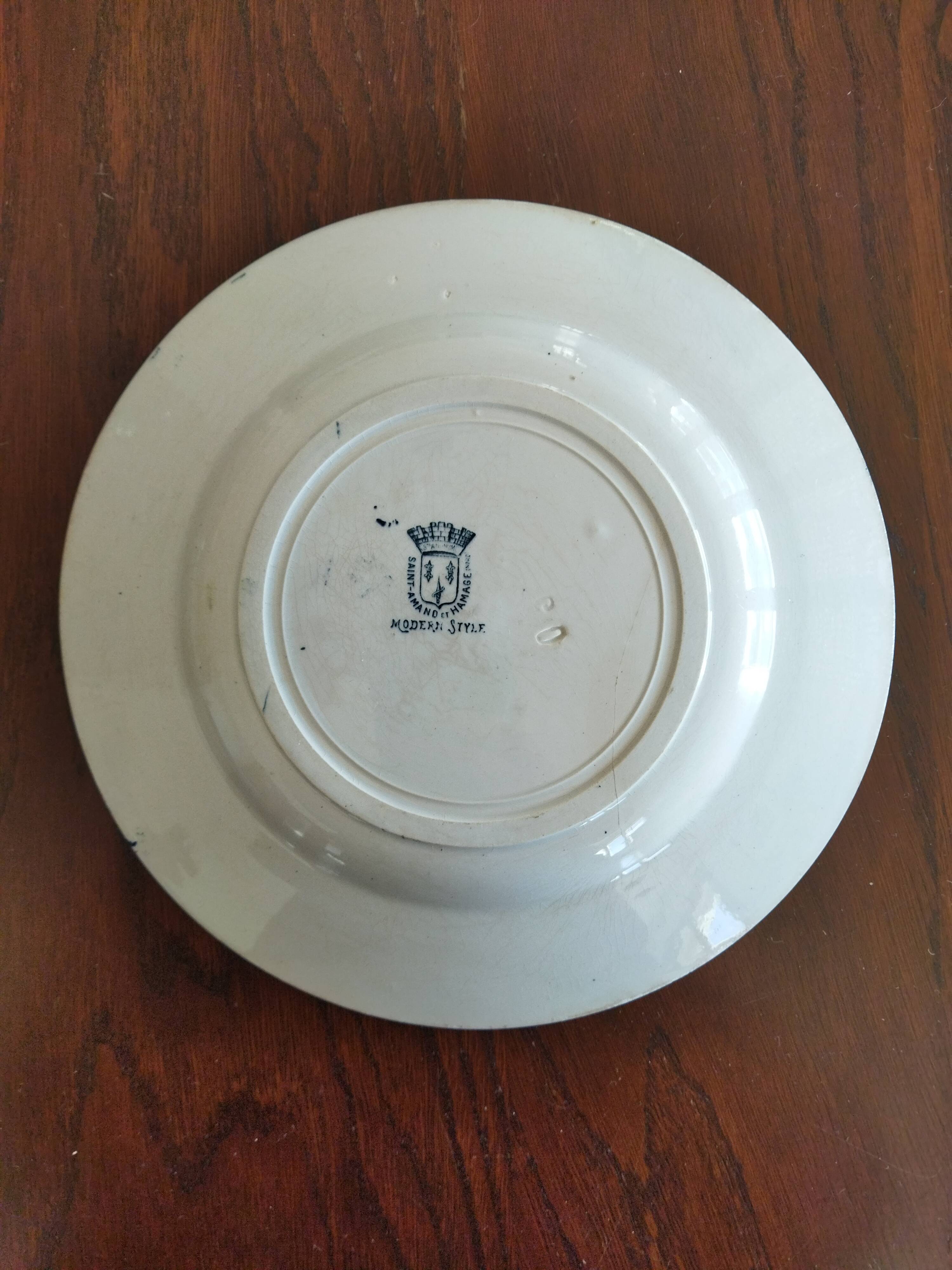 8 iron earthenware plates (St Amand Hamage HB & Cie Sarreguemines Digoin)