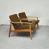 Paire de fauteuils scandinaves kaki, 1960