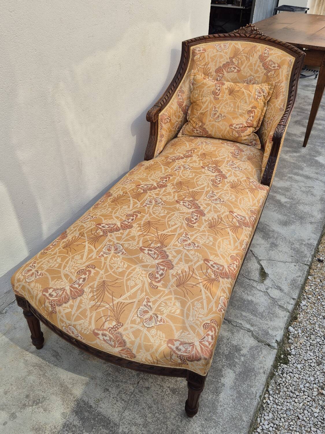 Chaise longue decorated with butterflies in Louis XVI style from the Napoleon III period