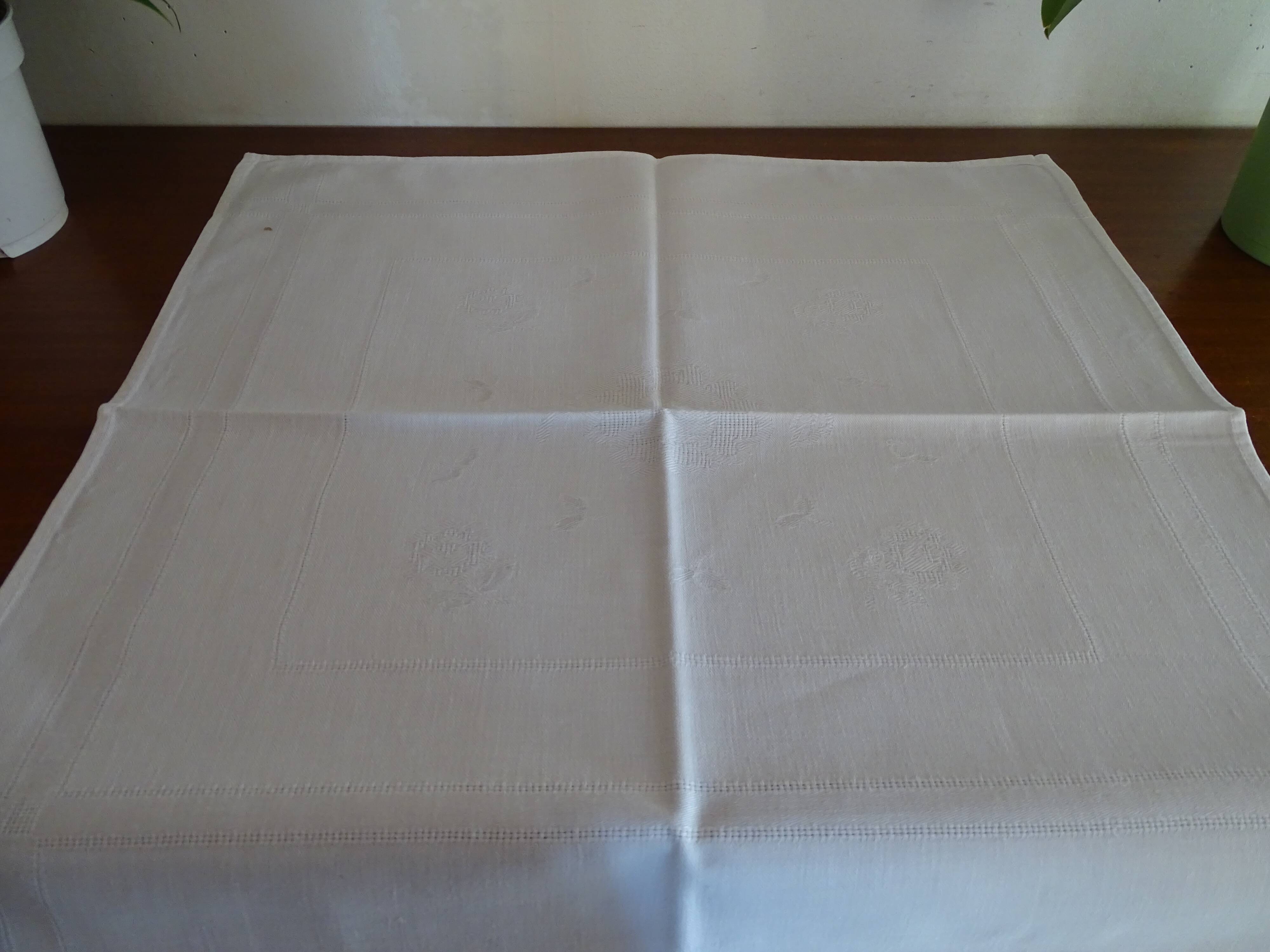 9 cotton napkins damask with flowers 48 x 48 cm
