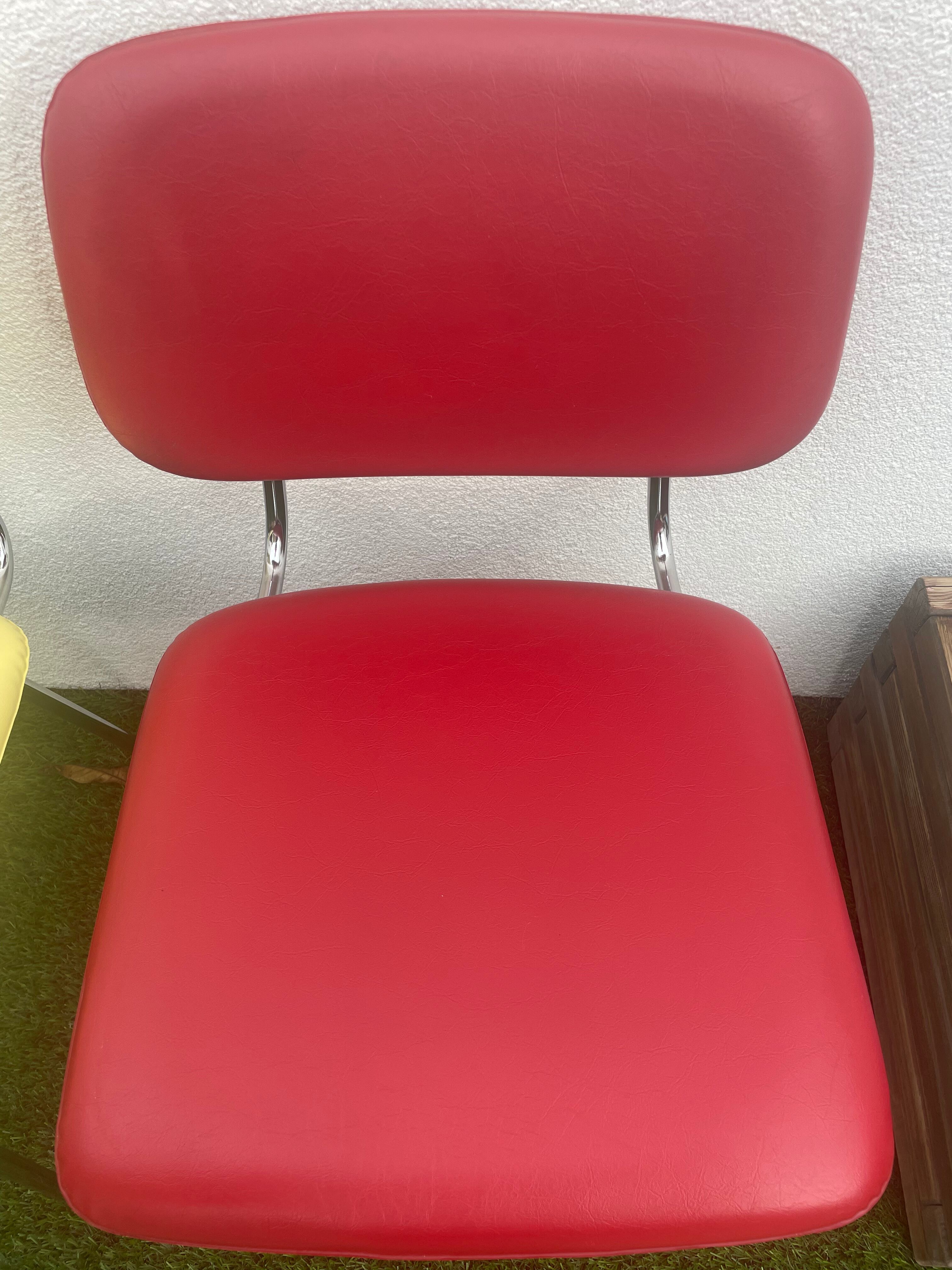 Series of 5 Carolina Prefacto Airborne design chairs