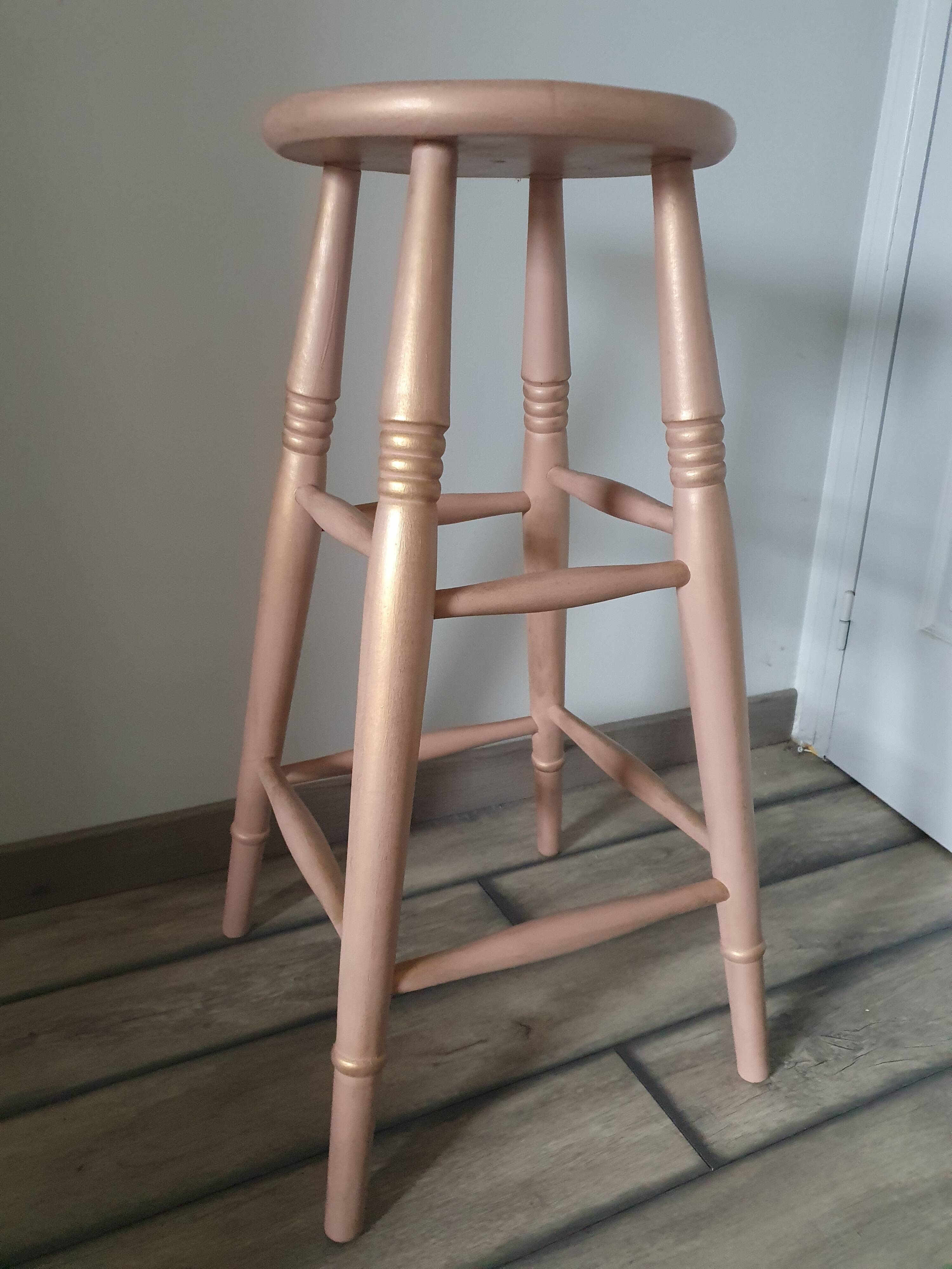 Tabouret de bar rénové