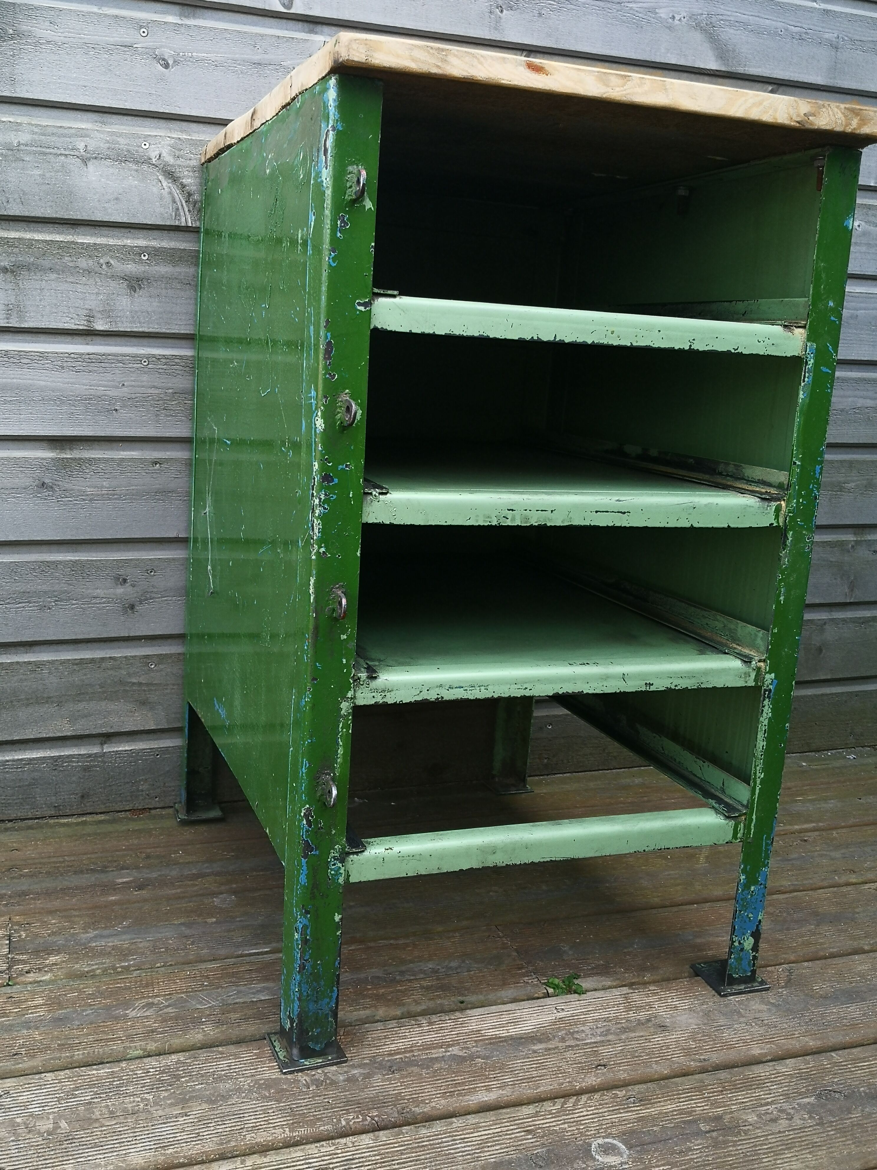 Drawer cabinet, sheet metal service for mechanical workshop, industrial