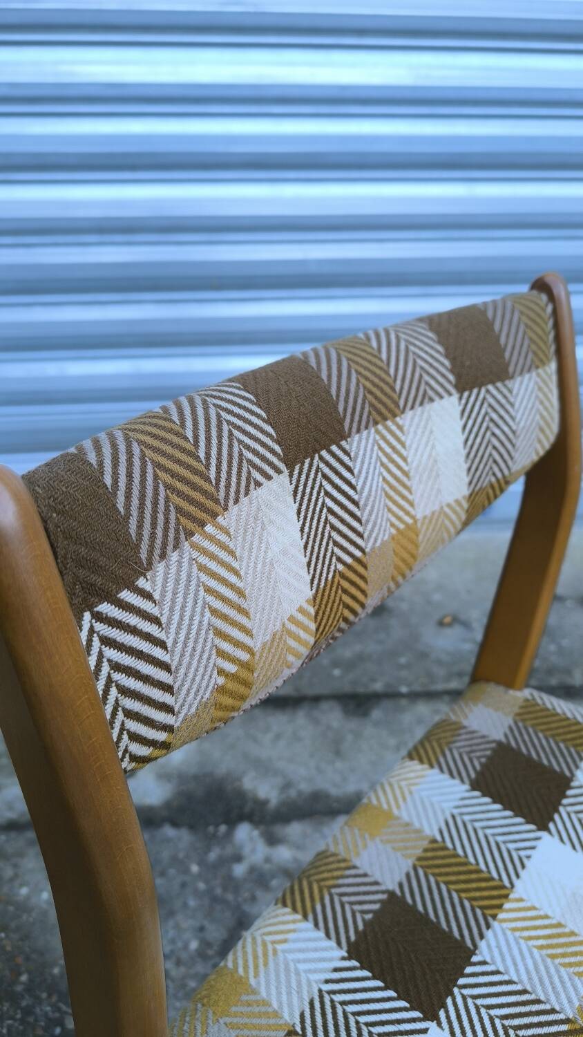 Set of 4 Scandinavian chairs 1970