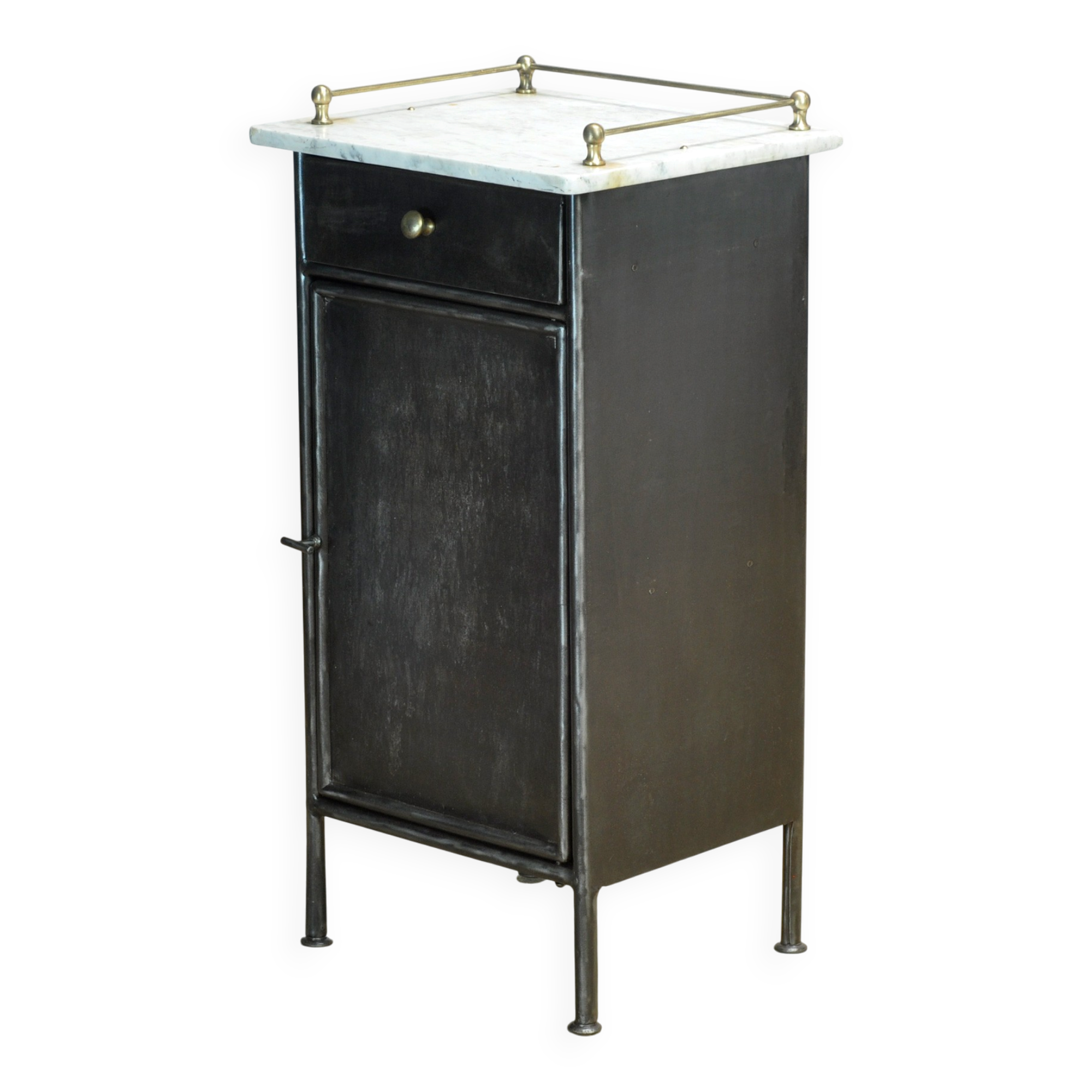 Table de chevet en fer, vers 1920
