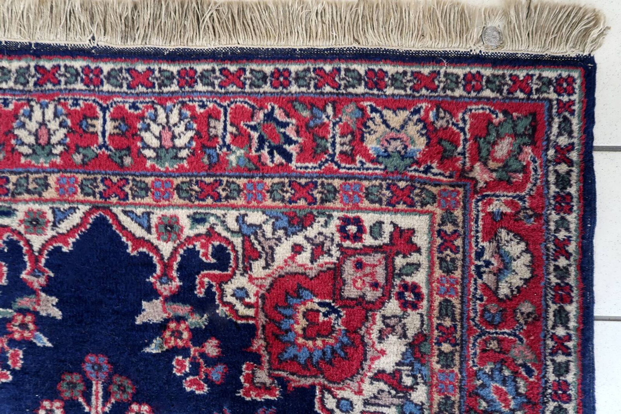 Tapis Kerman antique en laine bleue et rouge