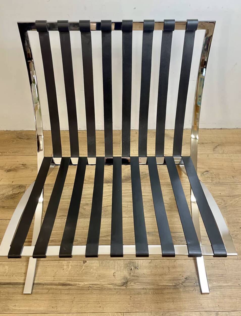 Ludwig Mies Van Der Rohe Armchair, Knoll International-505001