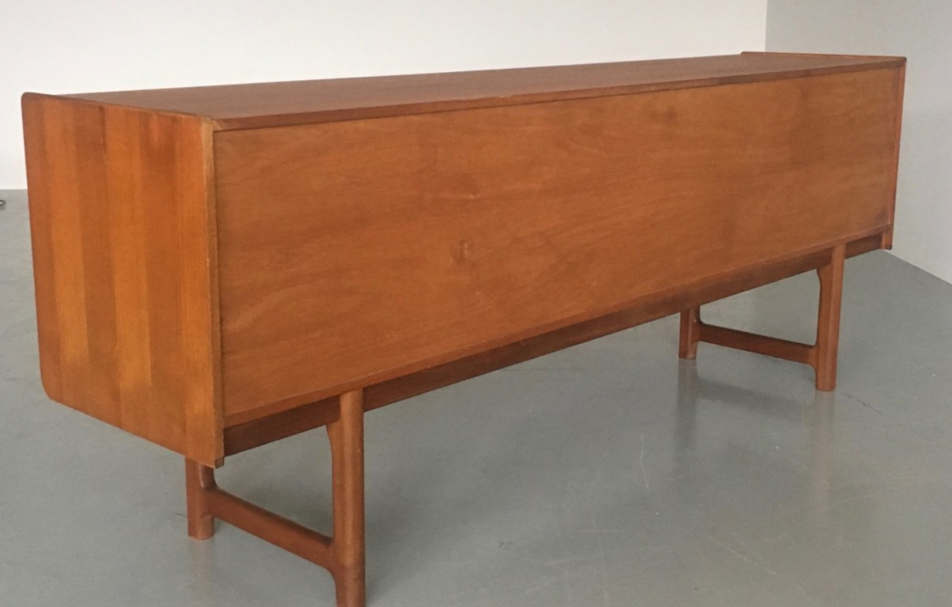 Row A. H. McIntosh Co Ltd of the Kirkcaldy Scotland