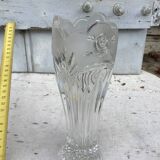 Pretty CRYSTAL floral vase from veissiere in BACCARAT