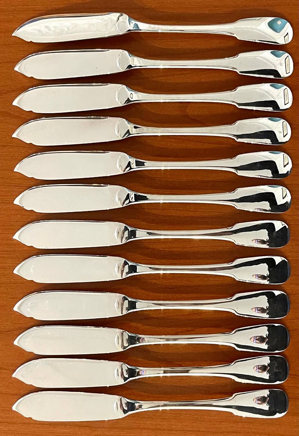 Christofle Cluny model fish cutlery, 12 forks, 12 knives, very good condition