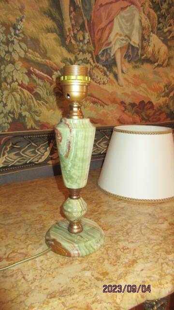 Pretty Onyx and brass table lamp