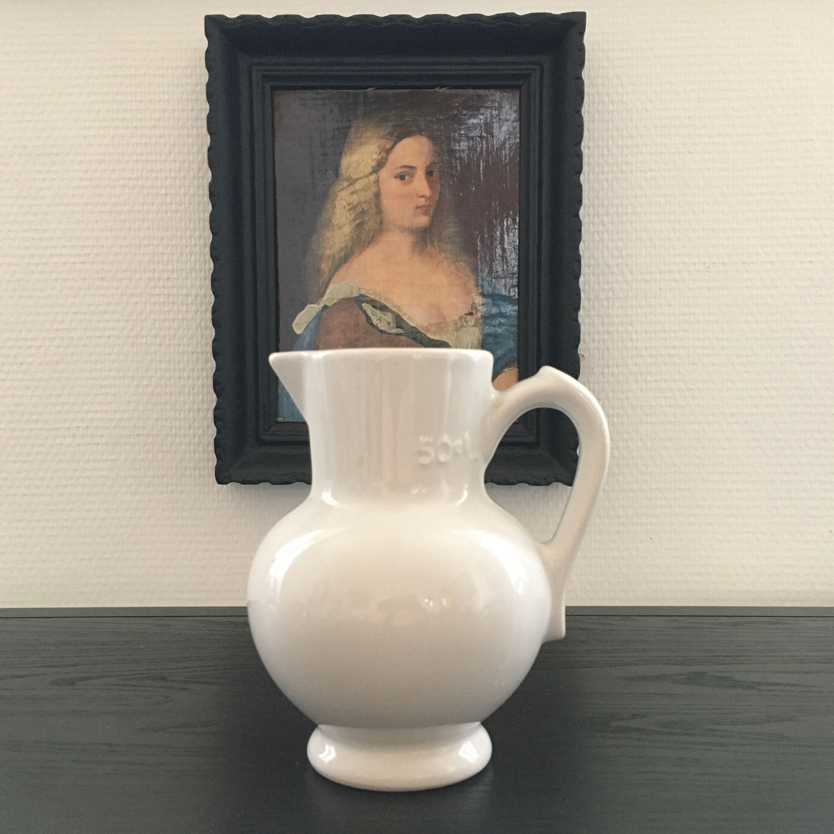 Classic white pitcher 50cl