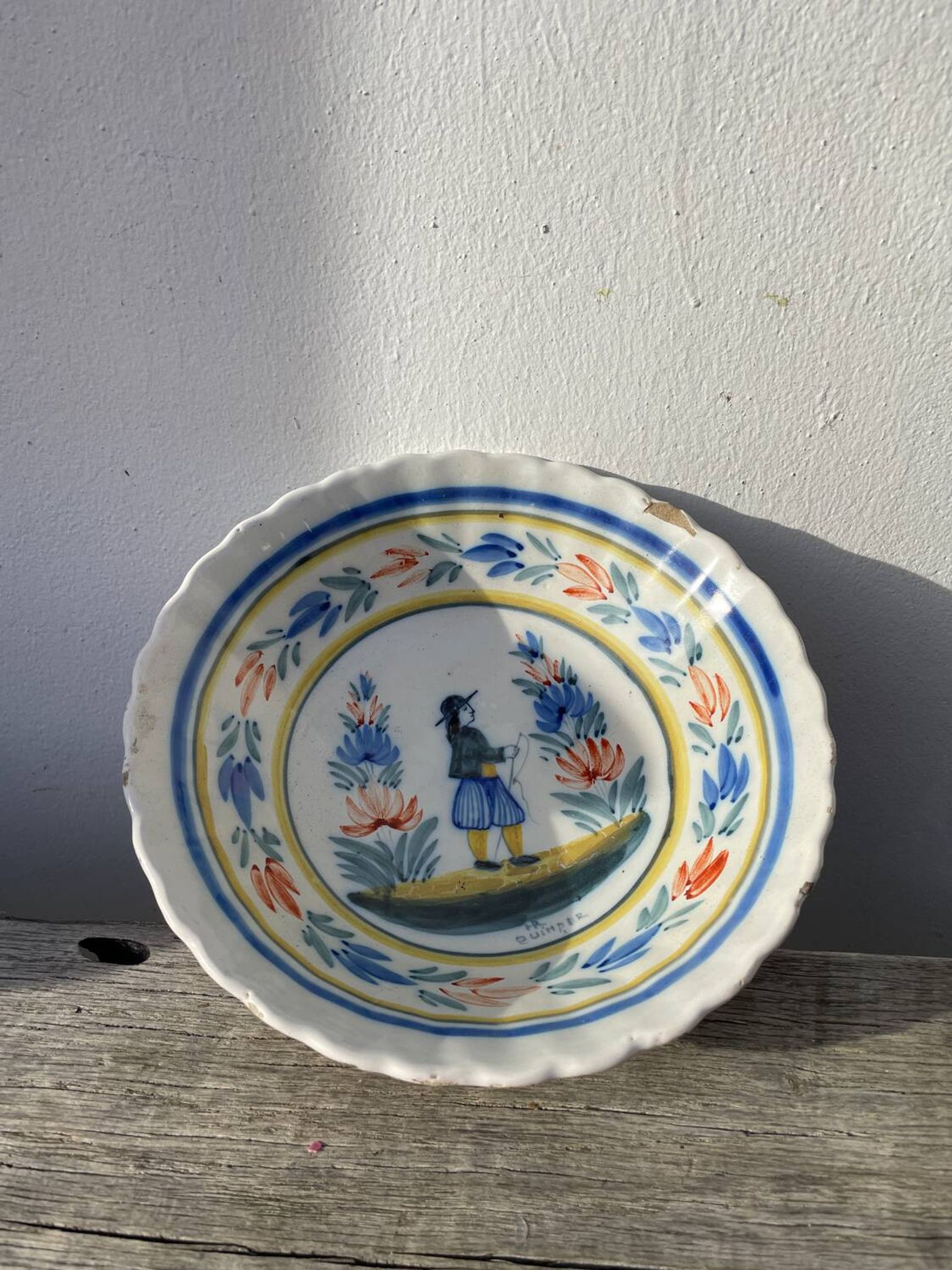 Quimper ceramic hanging collector's salad bowl