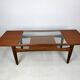 Table basse en teck des années 1960 par G-Plan, conçue par V. Wilkins.