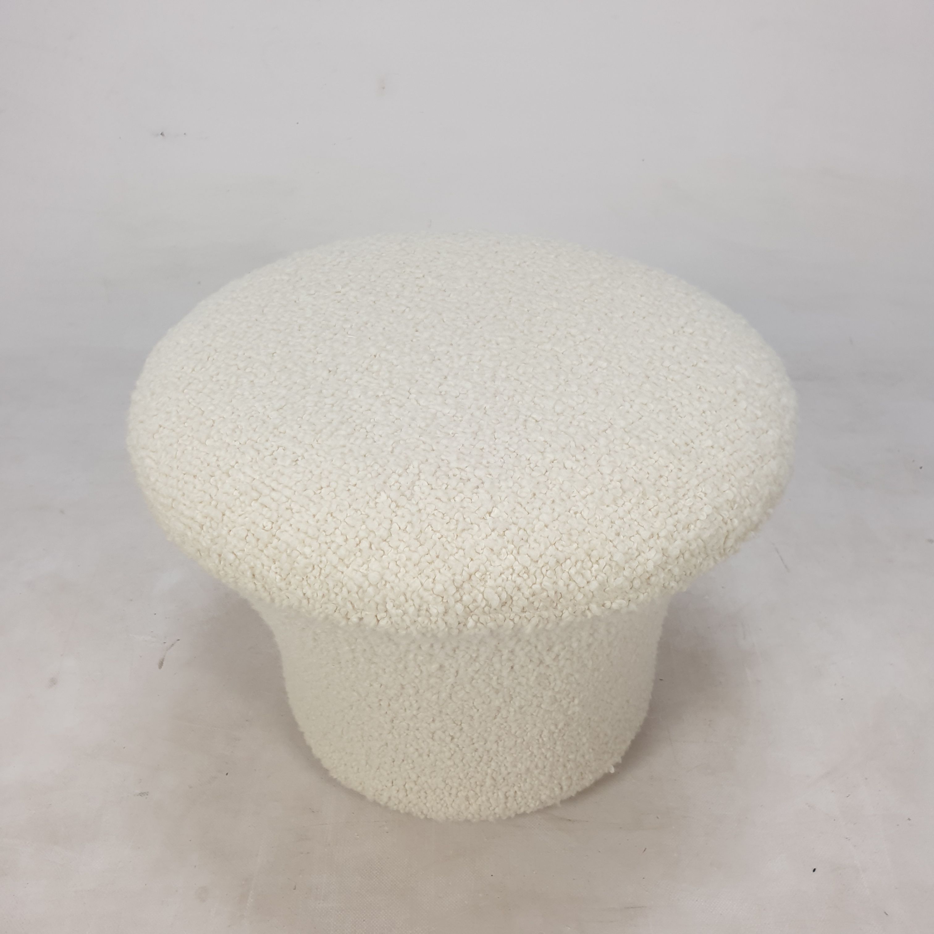 "Big" Mushroom armchair and pouf by Pierre Paulin for Artifort, 1960