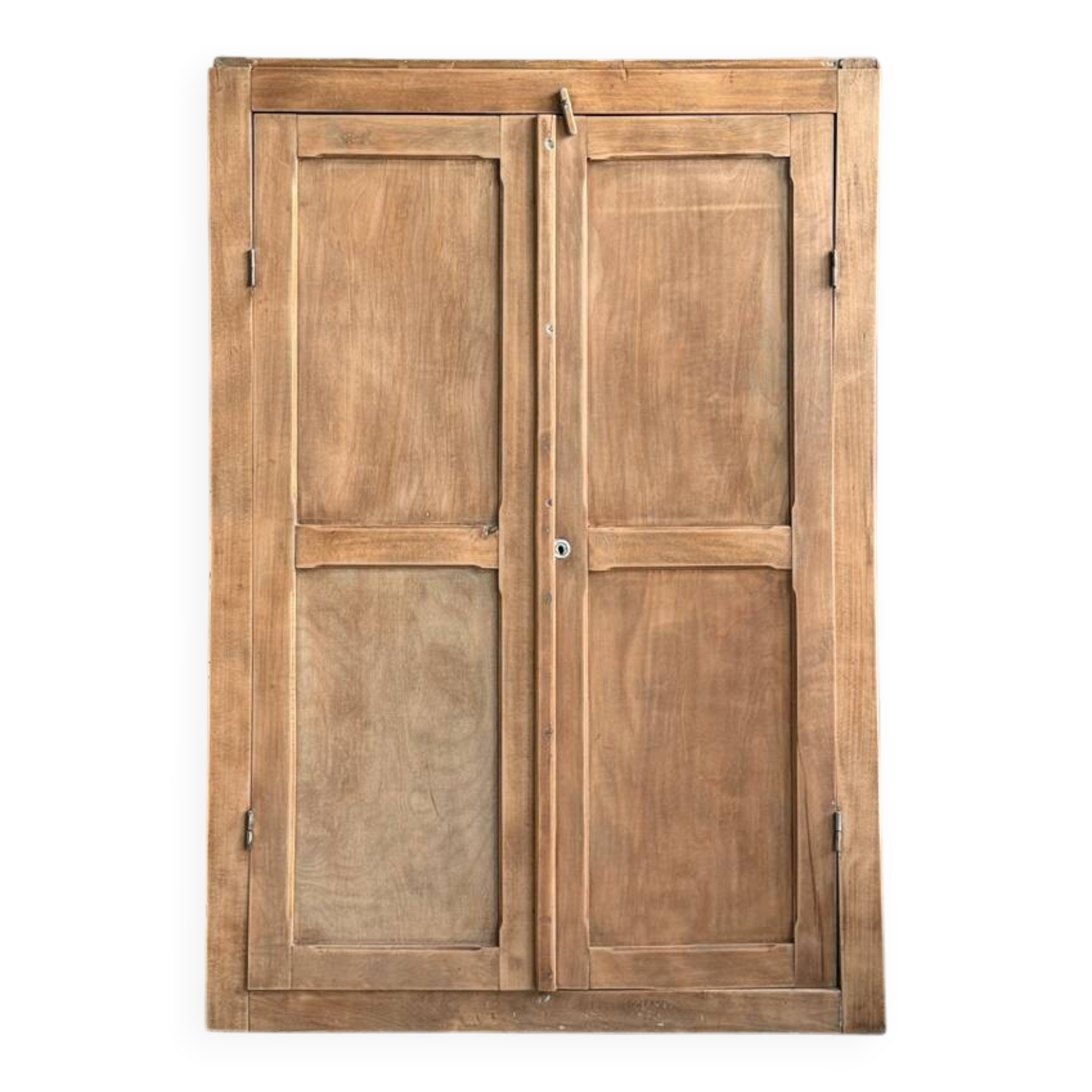 Small Parisian wardrobe