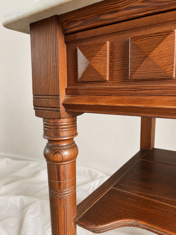 Coiffeuse ancienne style Louis XVI en bois et marbre blanc veiné