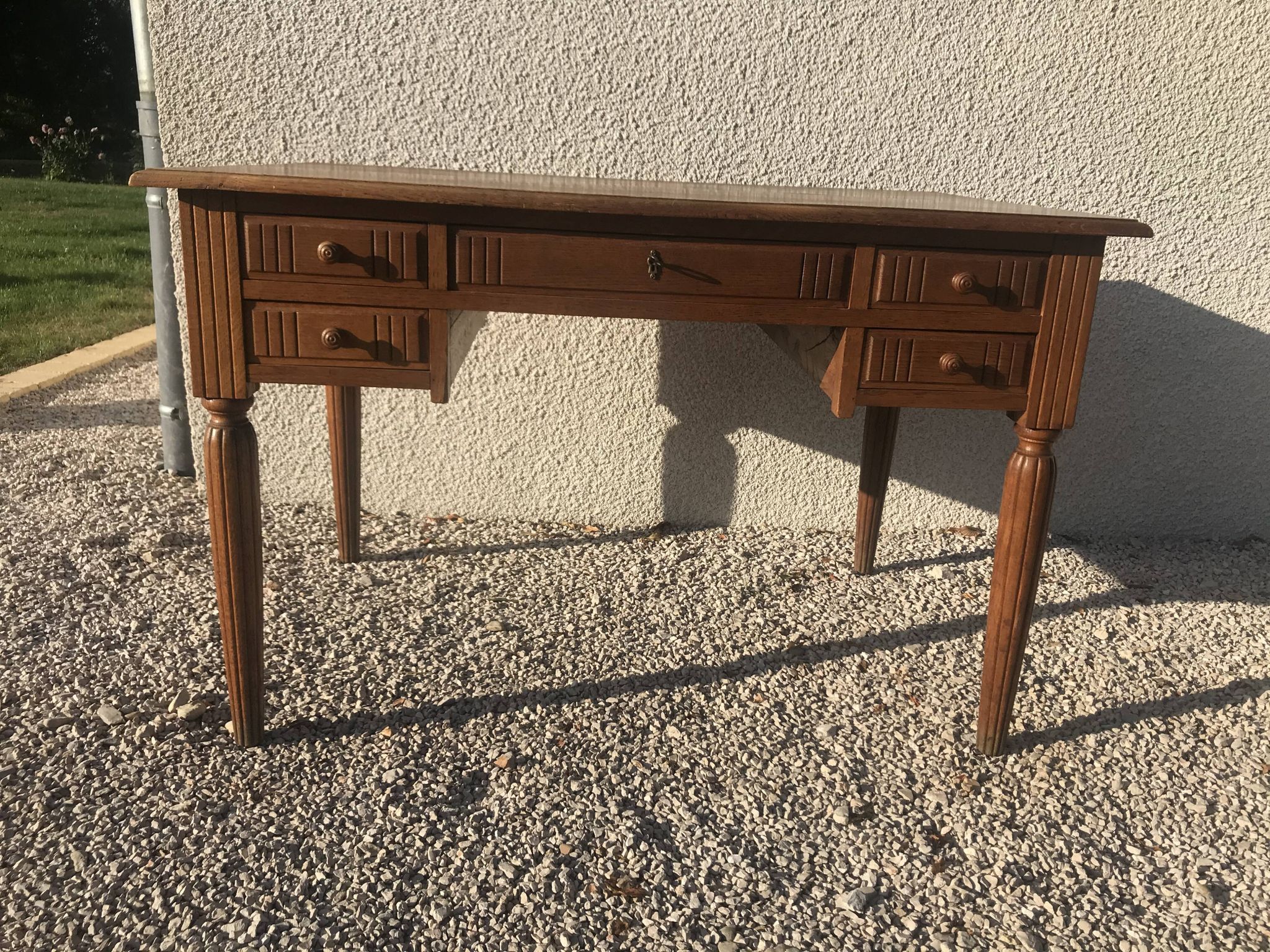 Bureau en chêne massif époque Art Déco