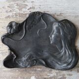 Art Nouveau pocket emptier