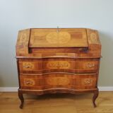 Commode scriban de style louis XVI en marqueterie incrustée