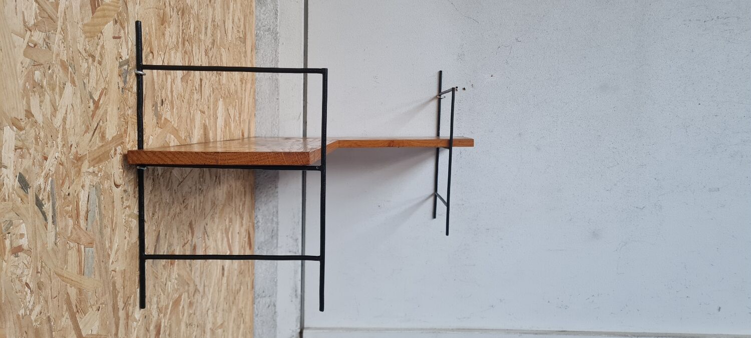 String corner wall shelf