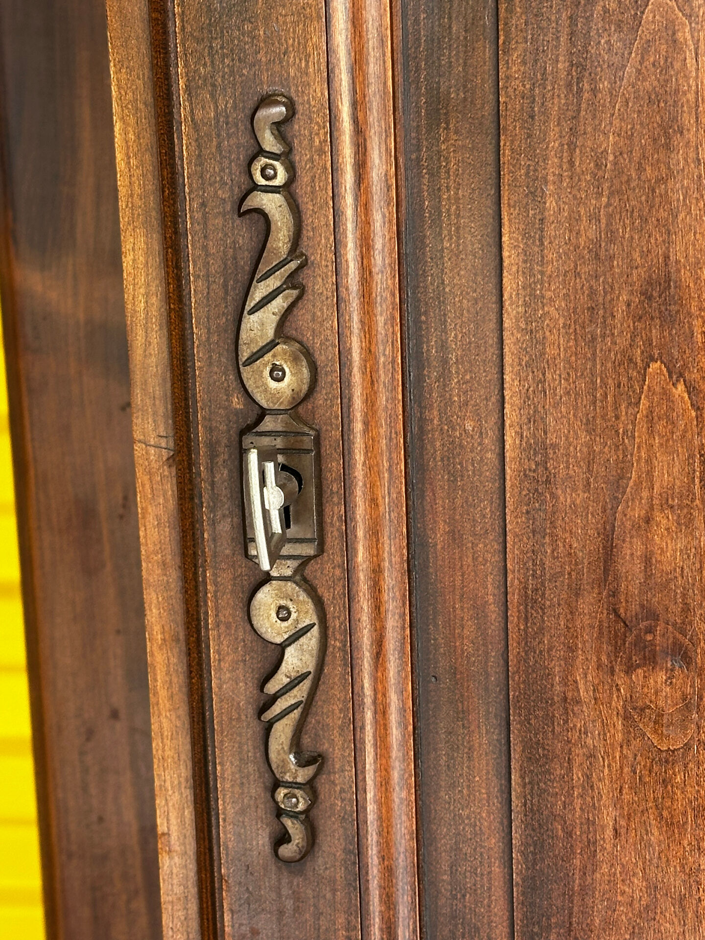 Solid wood bookshelf - French work from the 1950s
