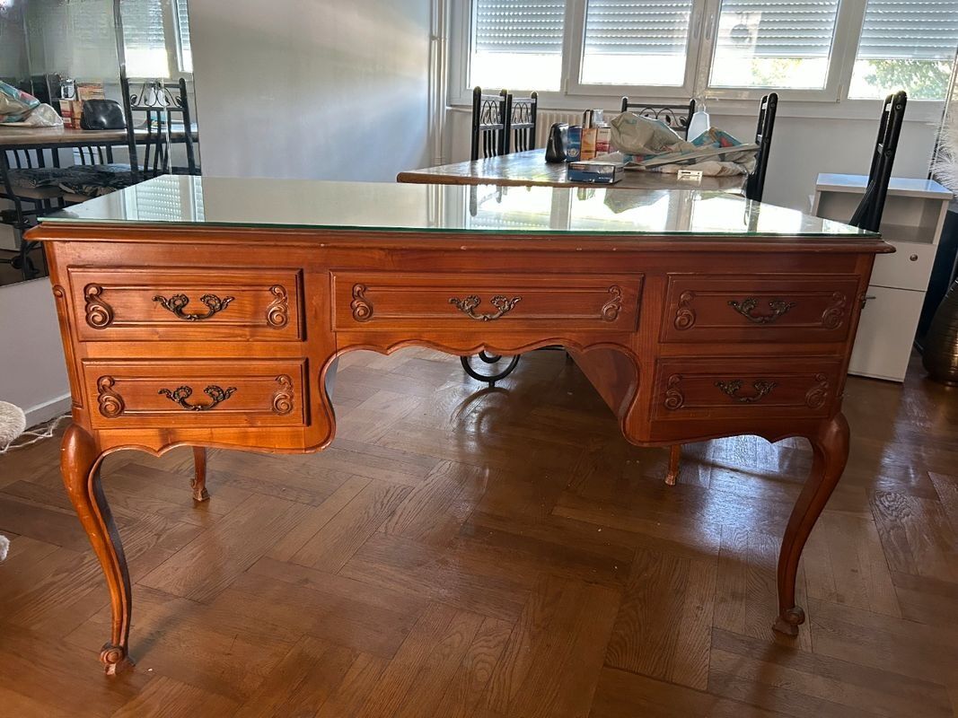 Louis XV desk