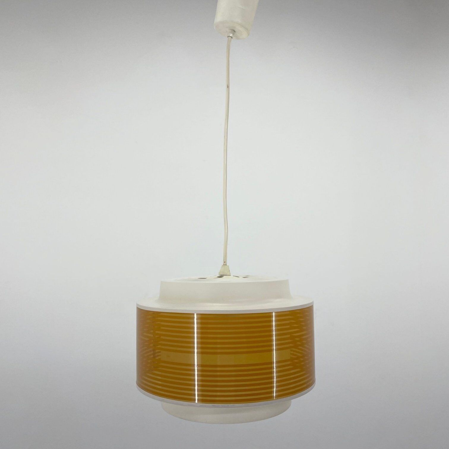 Suspension en plastique allemand des années 1970