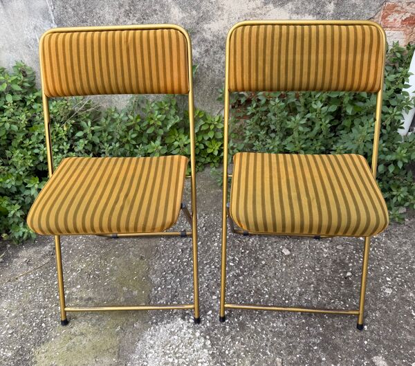 Paire de chaises en velours Lafuma » modèle ''Chantazur
