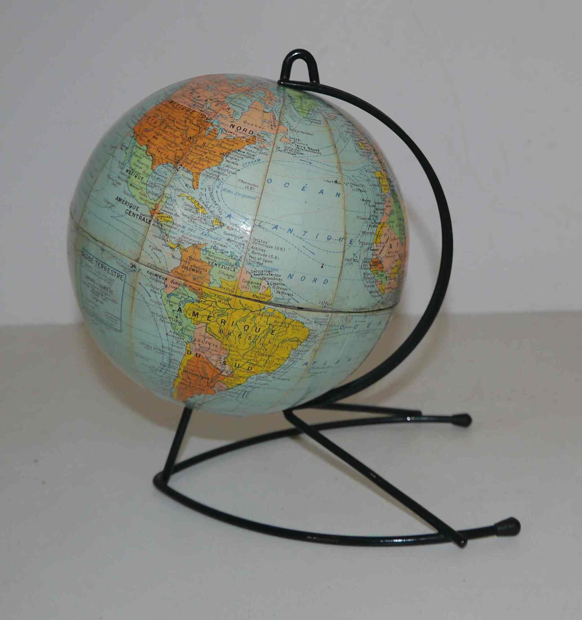 Old cardboard globe Girard and Barrère 50's
