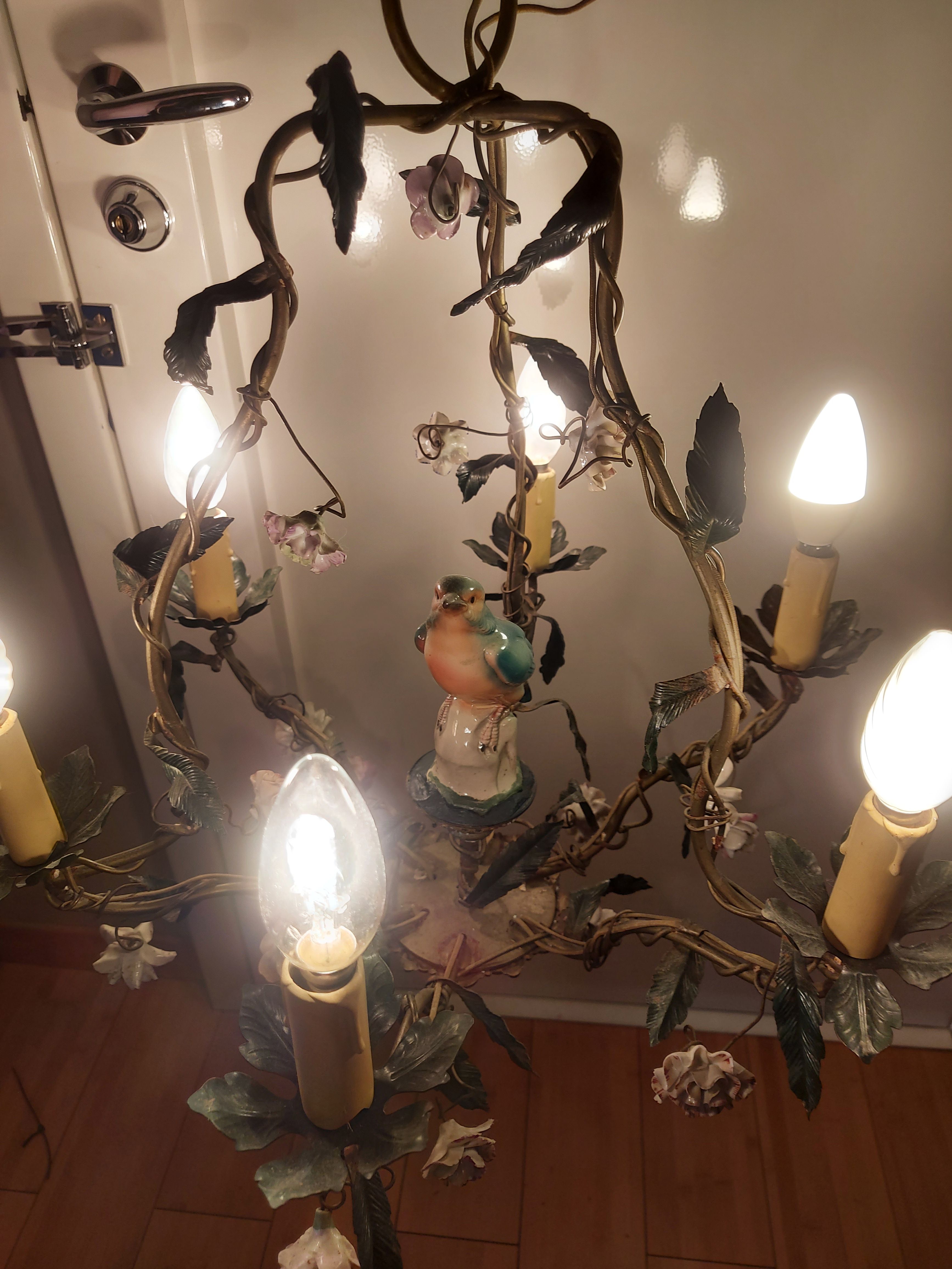 Chandelier cage décor birds and flowers in Meissen porcelain