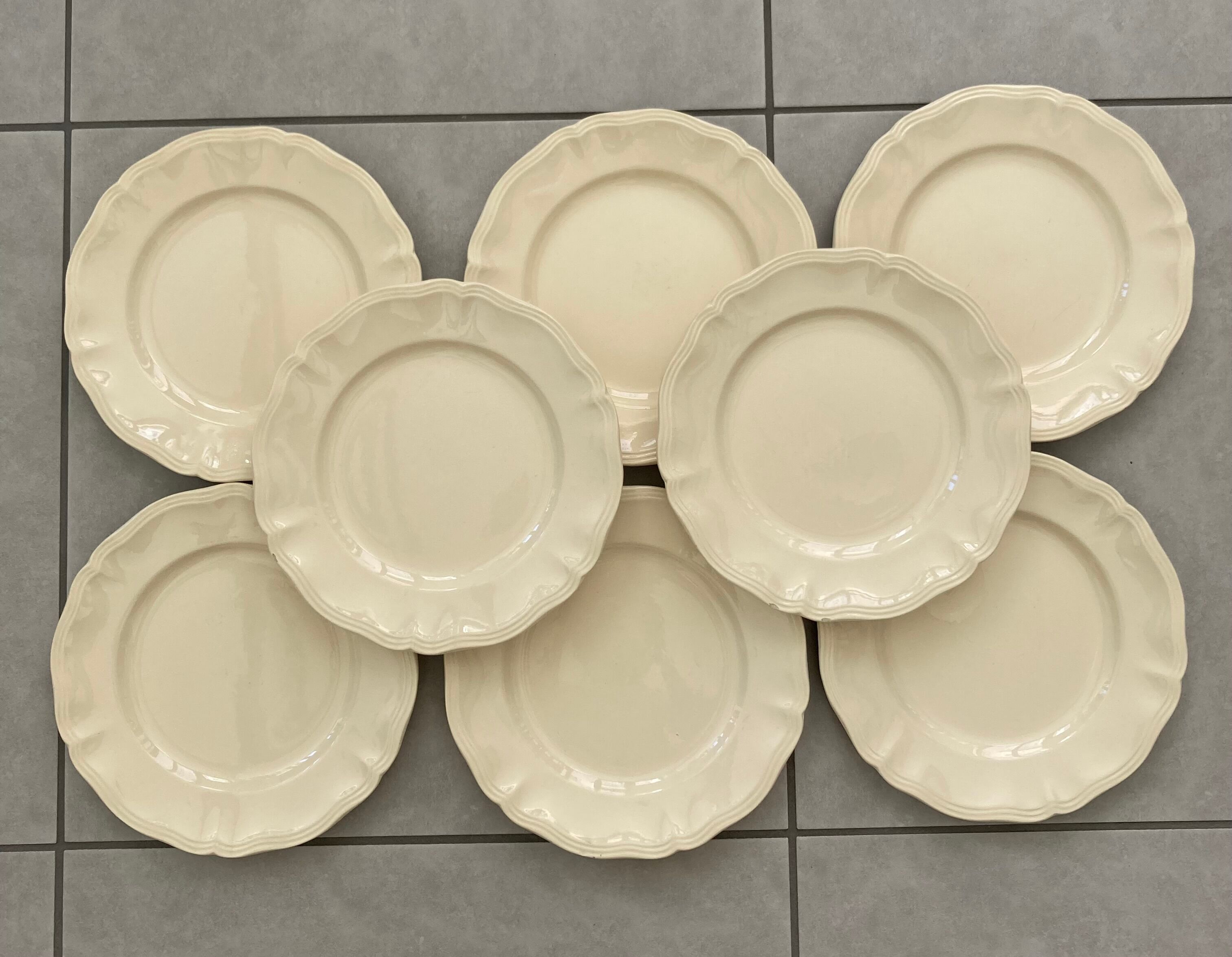 Set of 8 plates ivory Digoin Sarreguemines