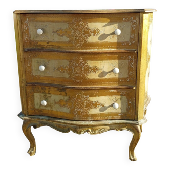 Venetian style chest of drawers