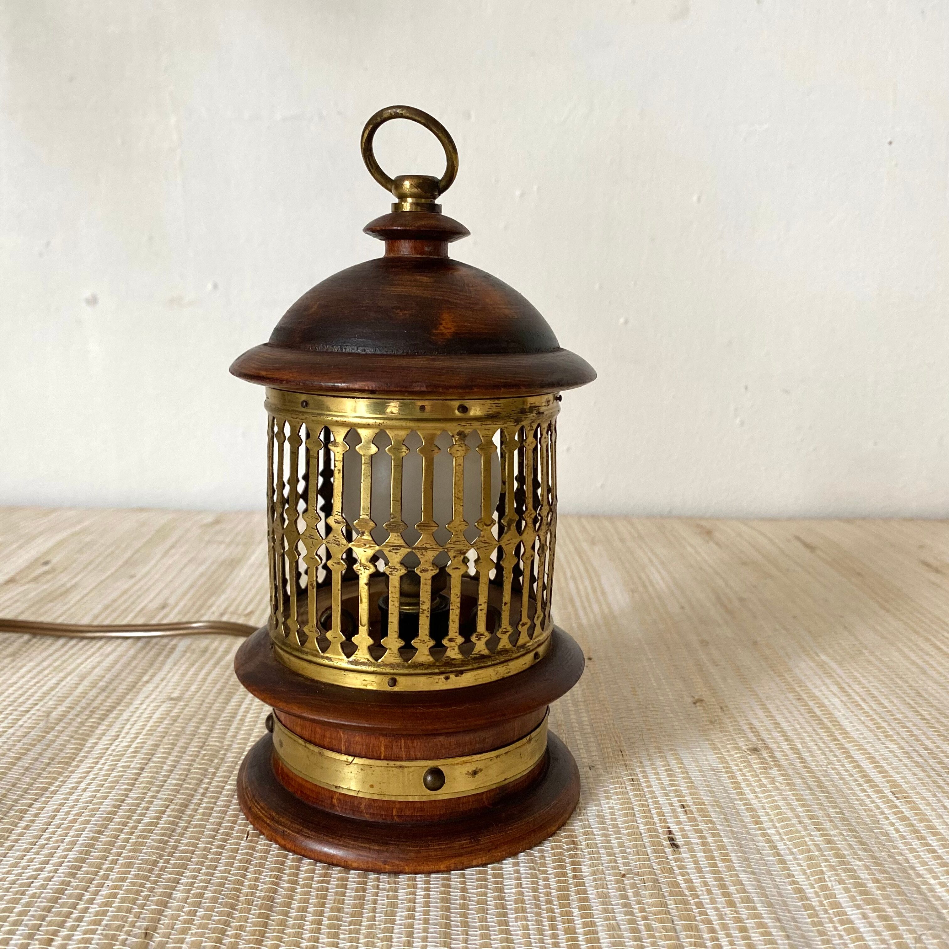 Vintage marine lantern lamp