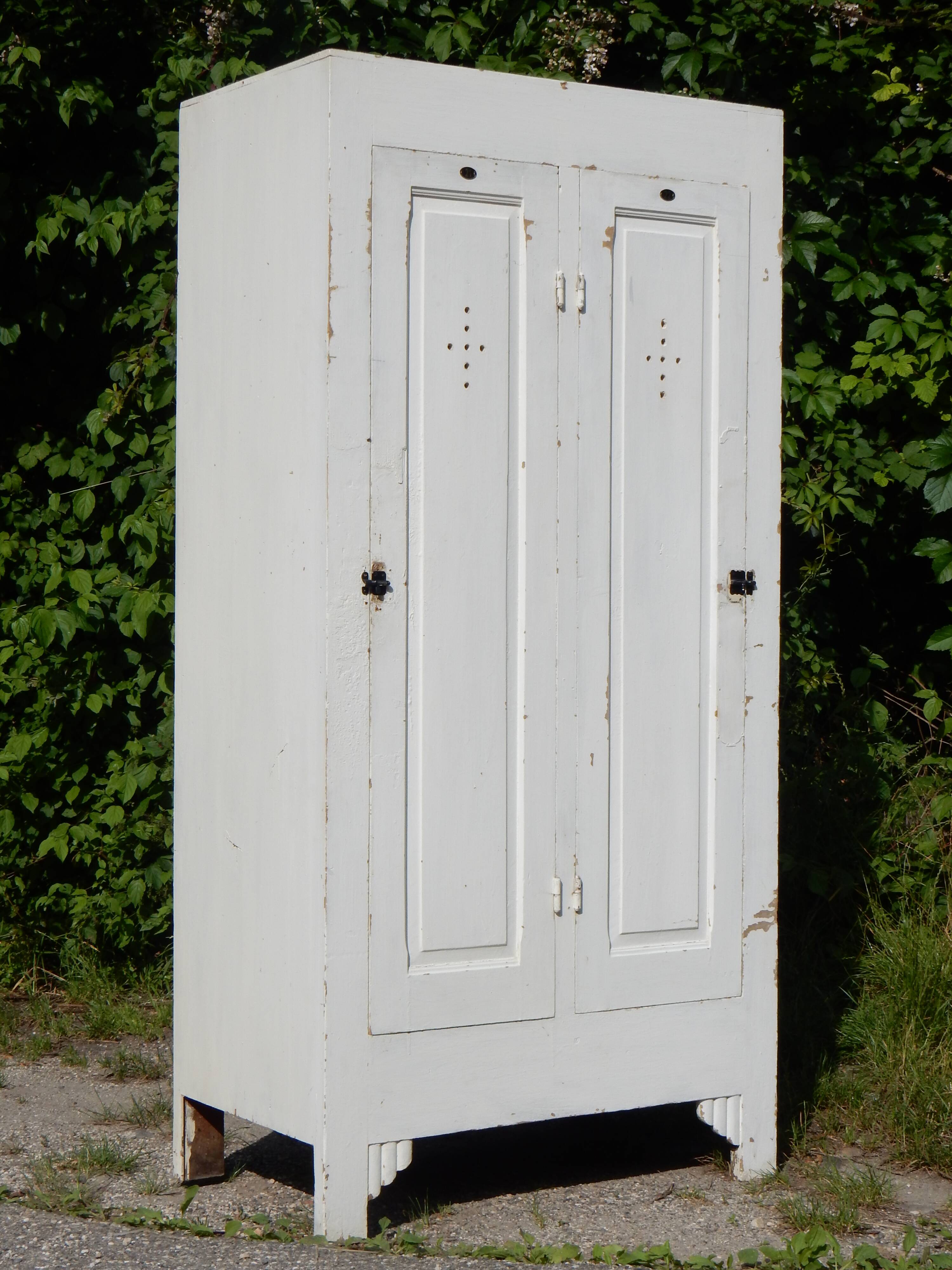 Ancienne armoire parisienne - Vestiaire style art déco industriel