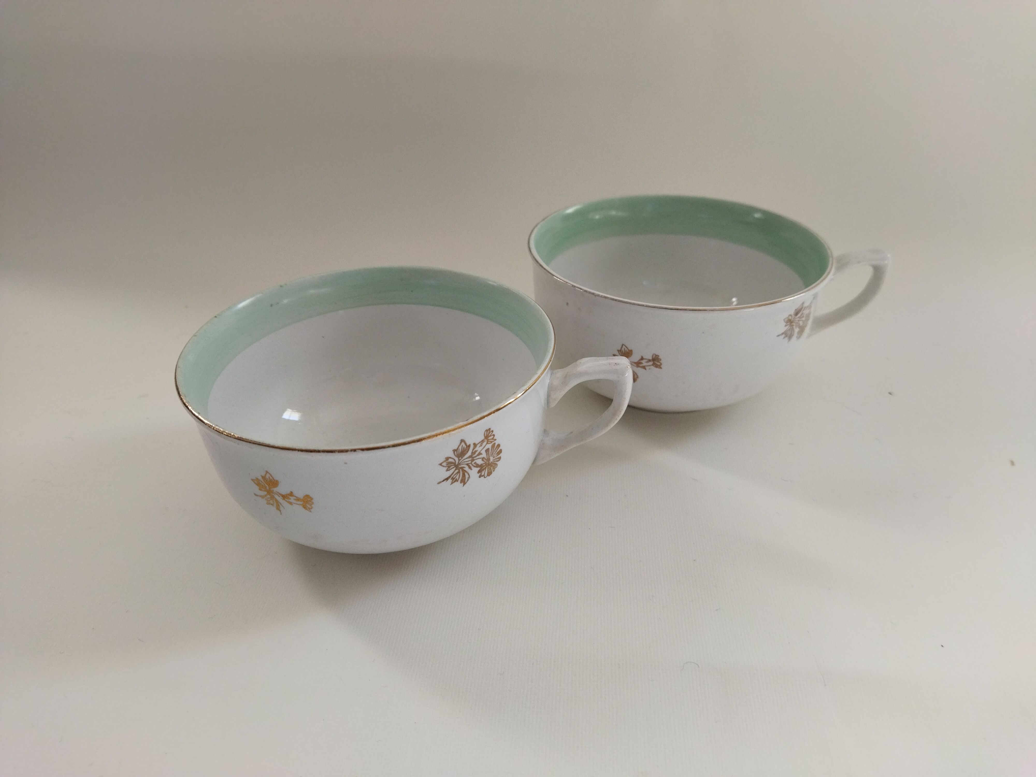 Two lunch cups made of opaque porcelain SA
