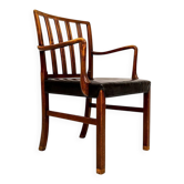 Fauteuil mi-siècle Ole Wanscher pour Fritz Hansen, hêtre teinté et cuir