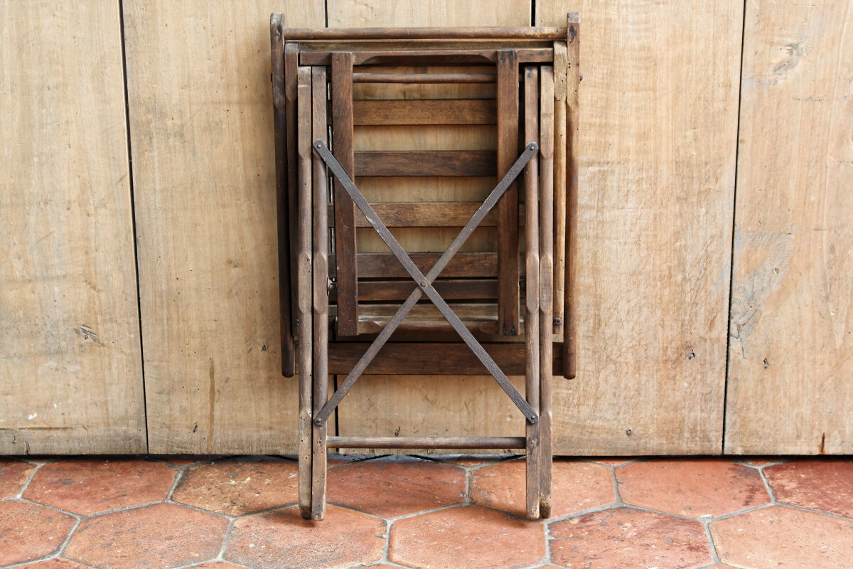 Children's folding chair
