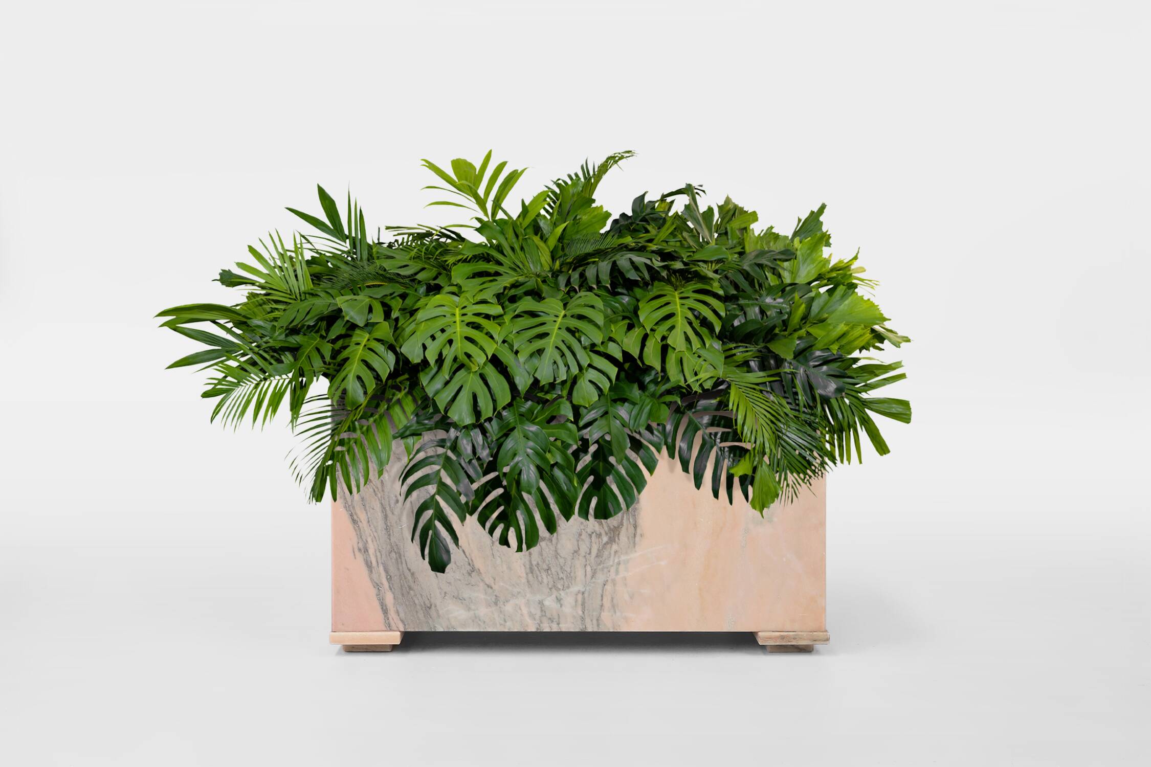 Large marble planter in pink marble, Belgium ca. 1980