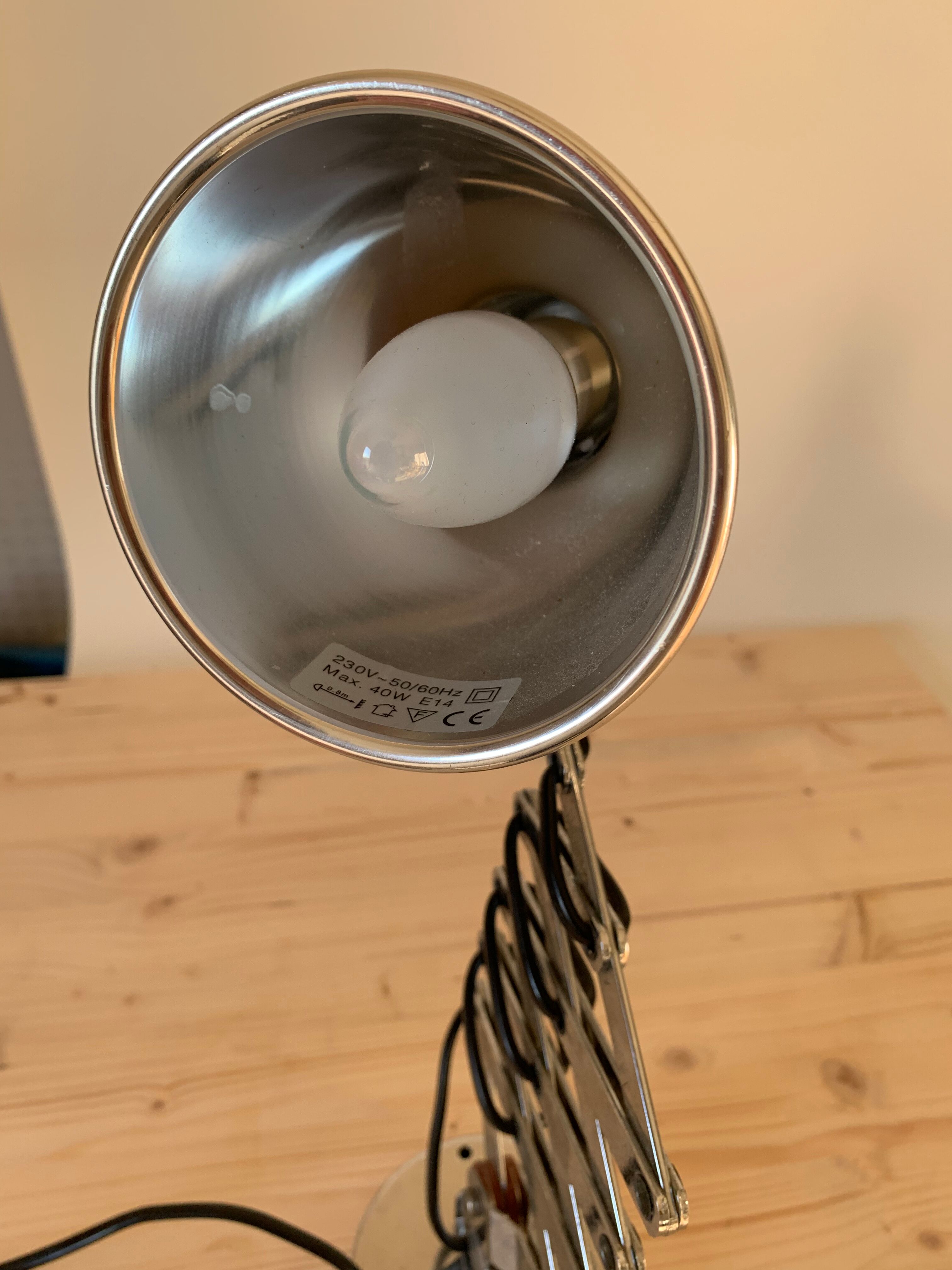Accordion lamp