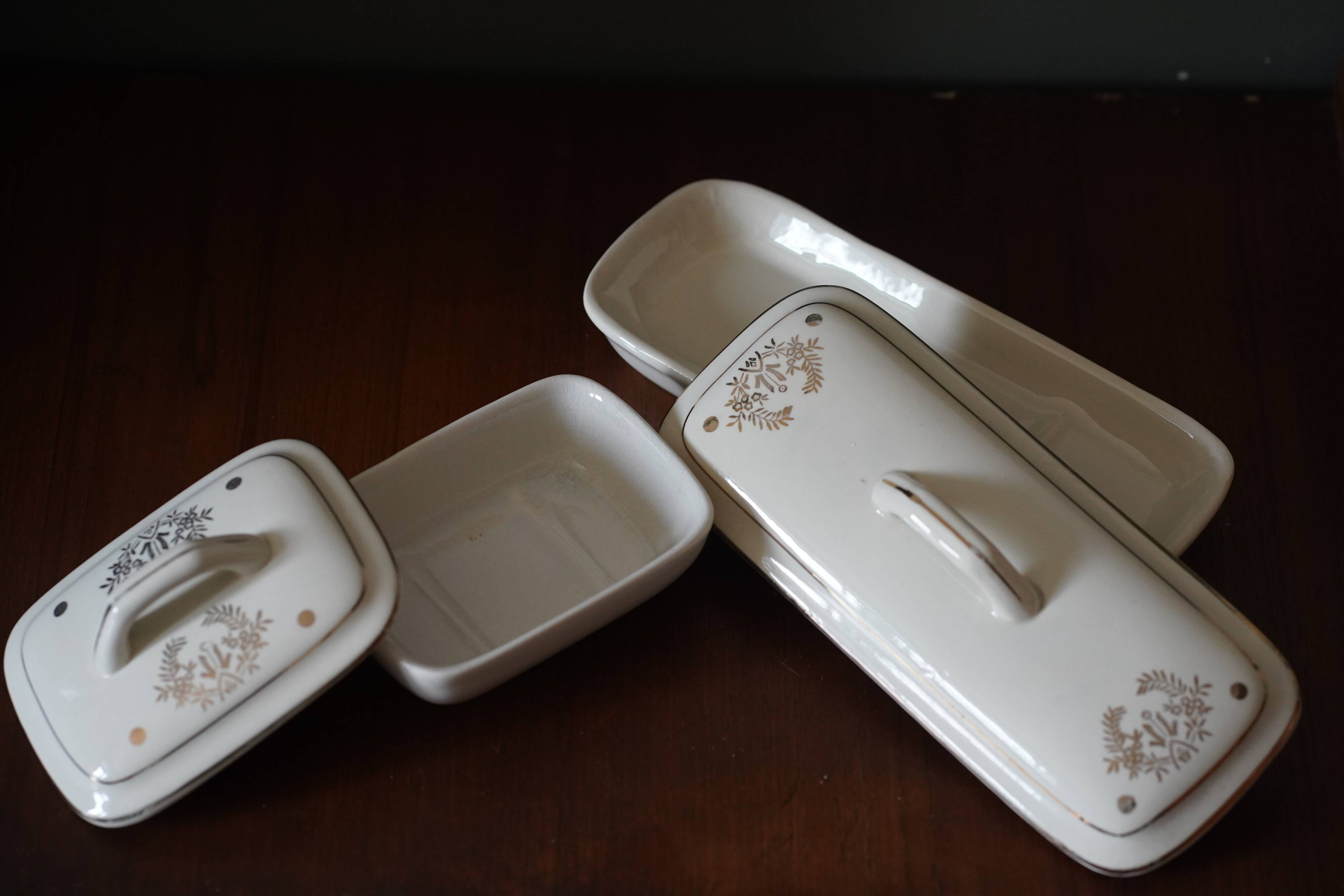 Bathroom box accessories