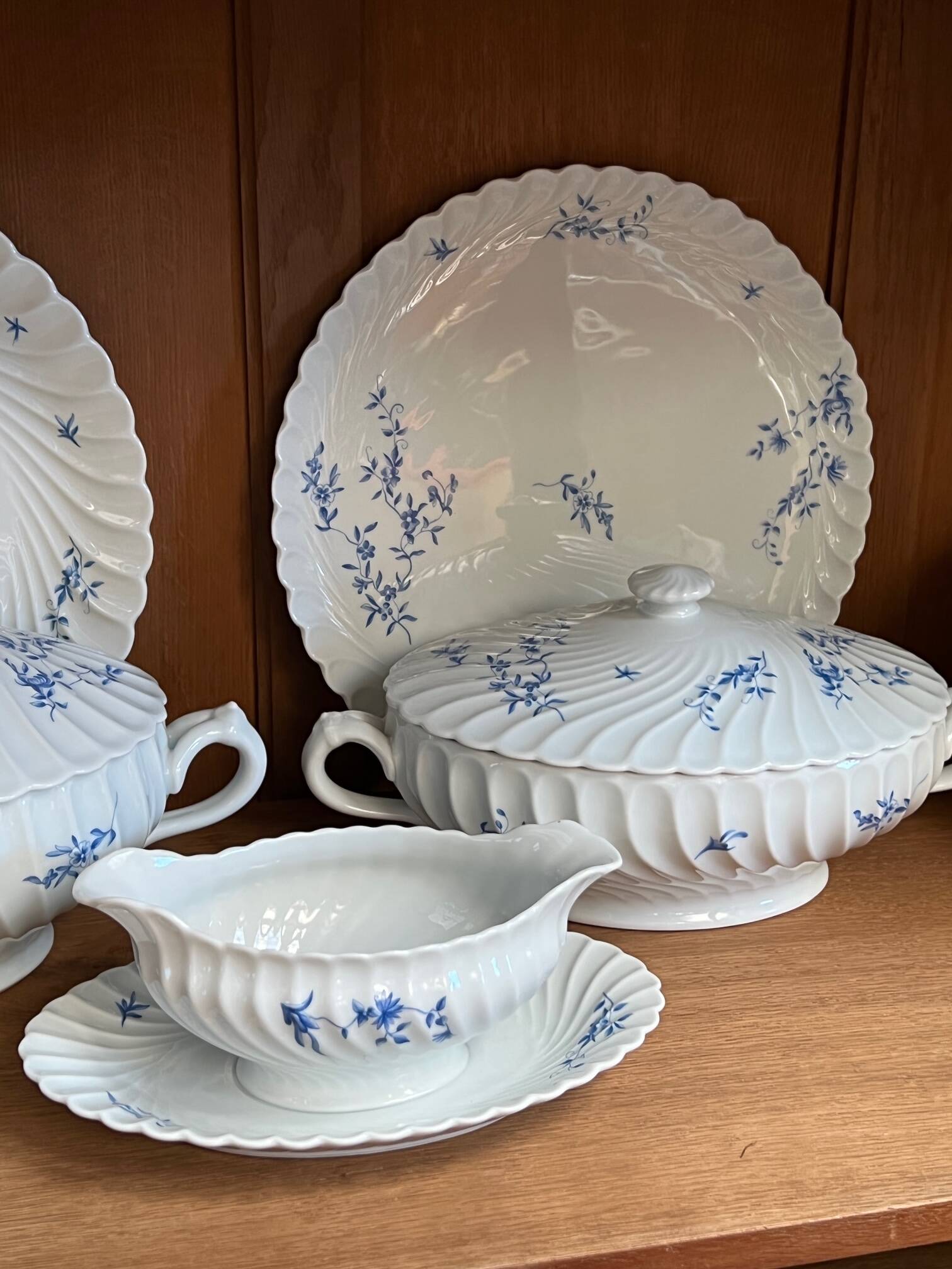 Haviland Limoges Porcelain Dinner and Coffee Service for 12