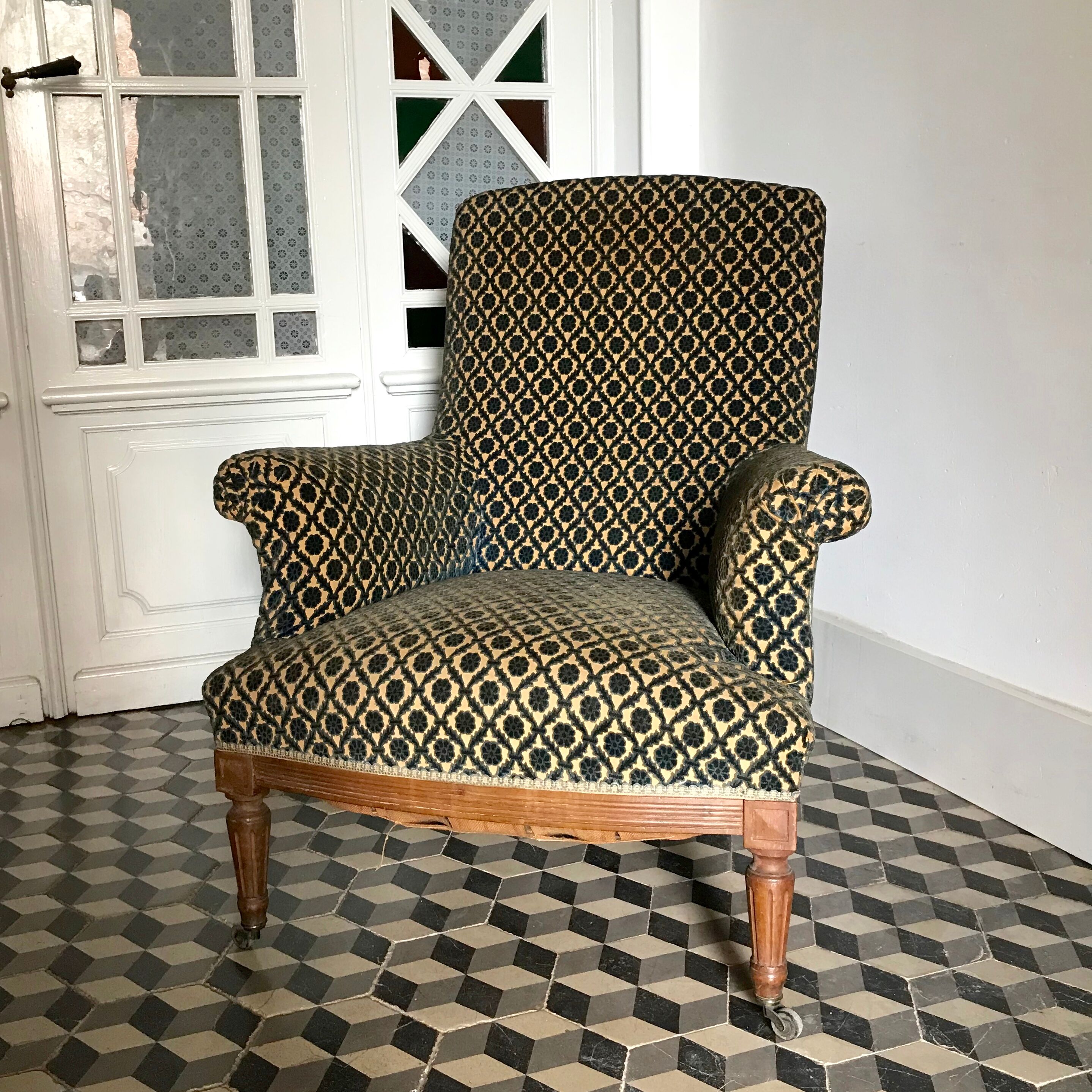 Vintage armchairs and rests feet